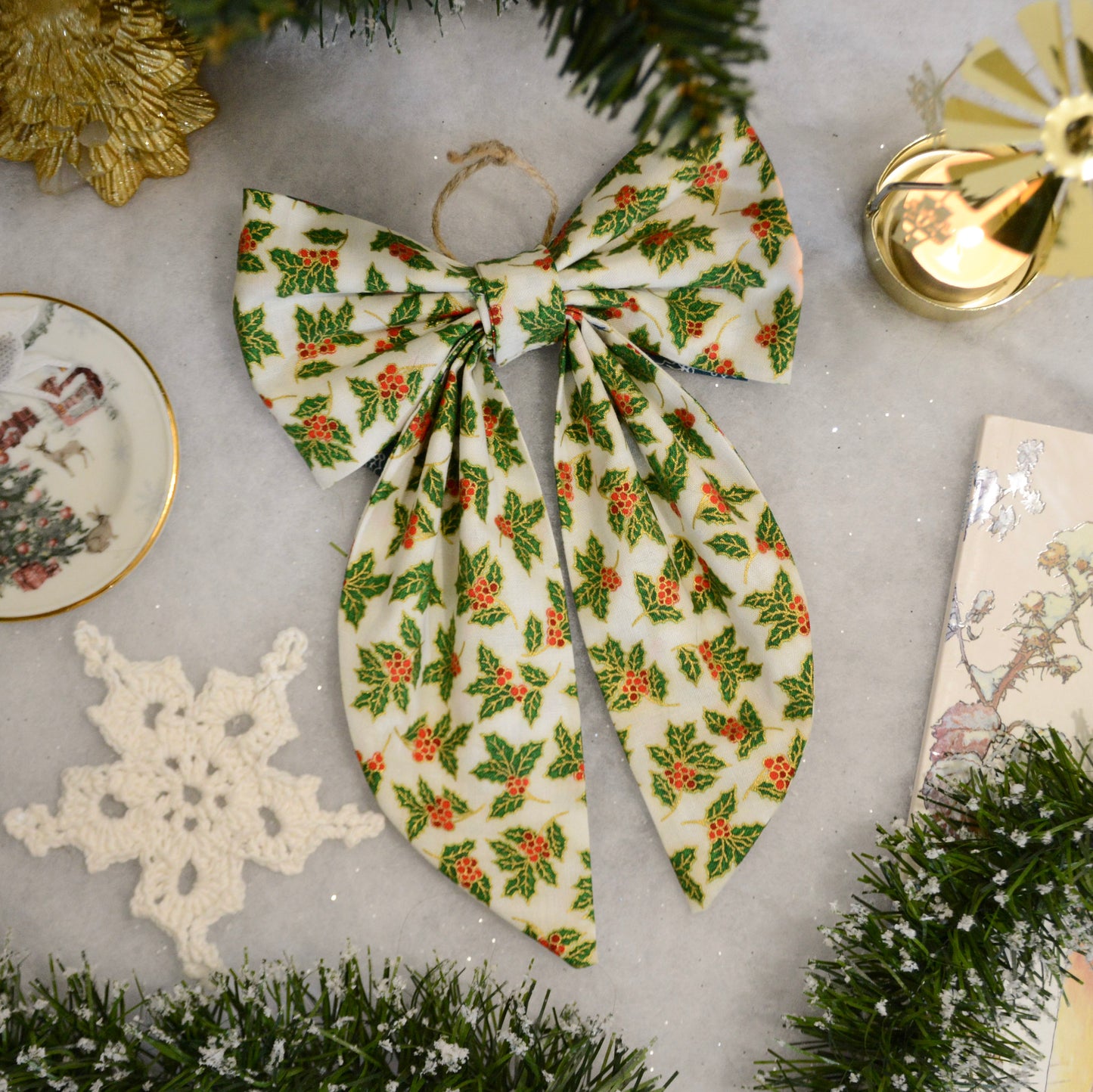 Noeud décoratif - Houx d'hiver